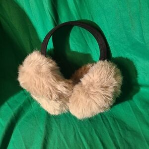 UGG  Shearling Earmuffs